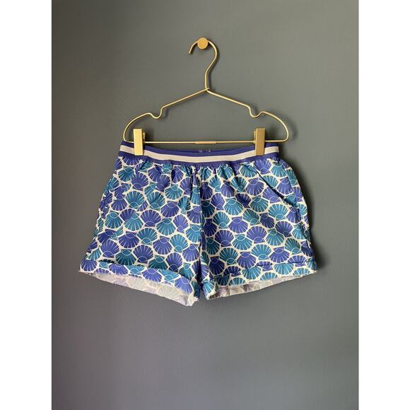 Mini Boden Blue Shell Print Shorts - Picture 1 of 4